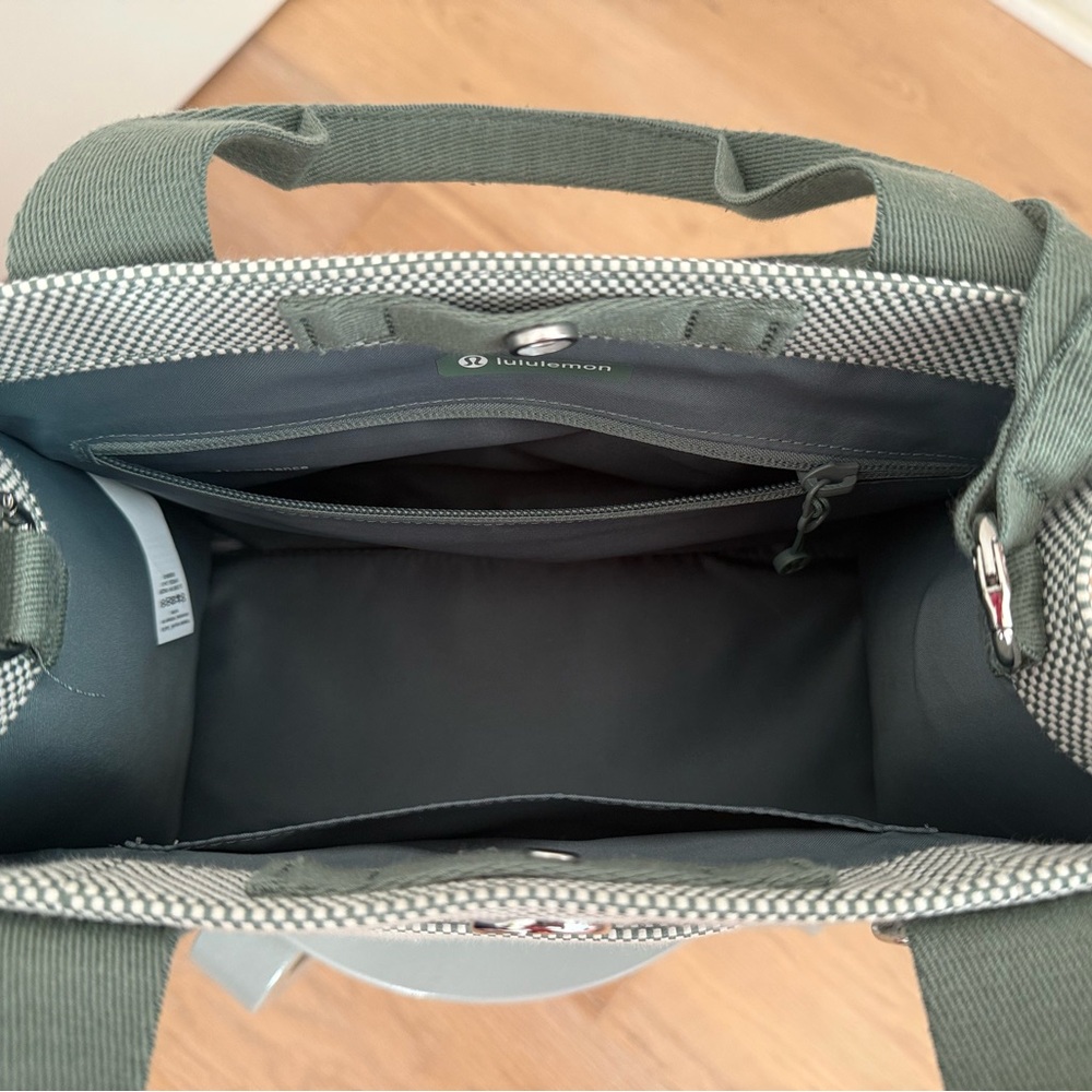 Lululemon Two-Tone Canvas Mini Tote Bag 4.5L - Picture 3 of 3